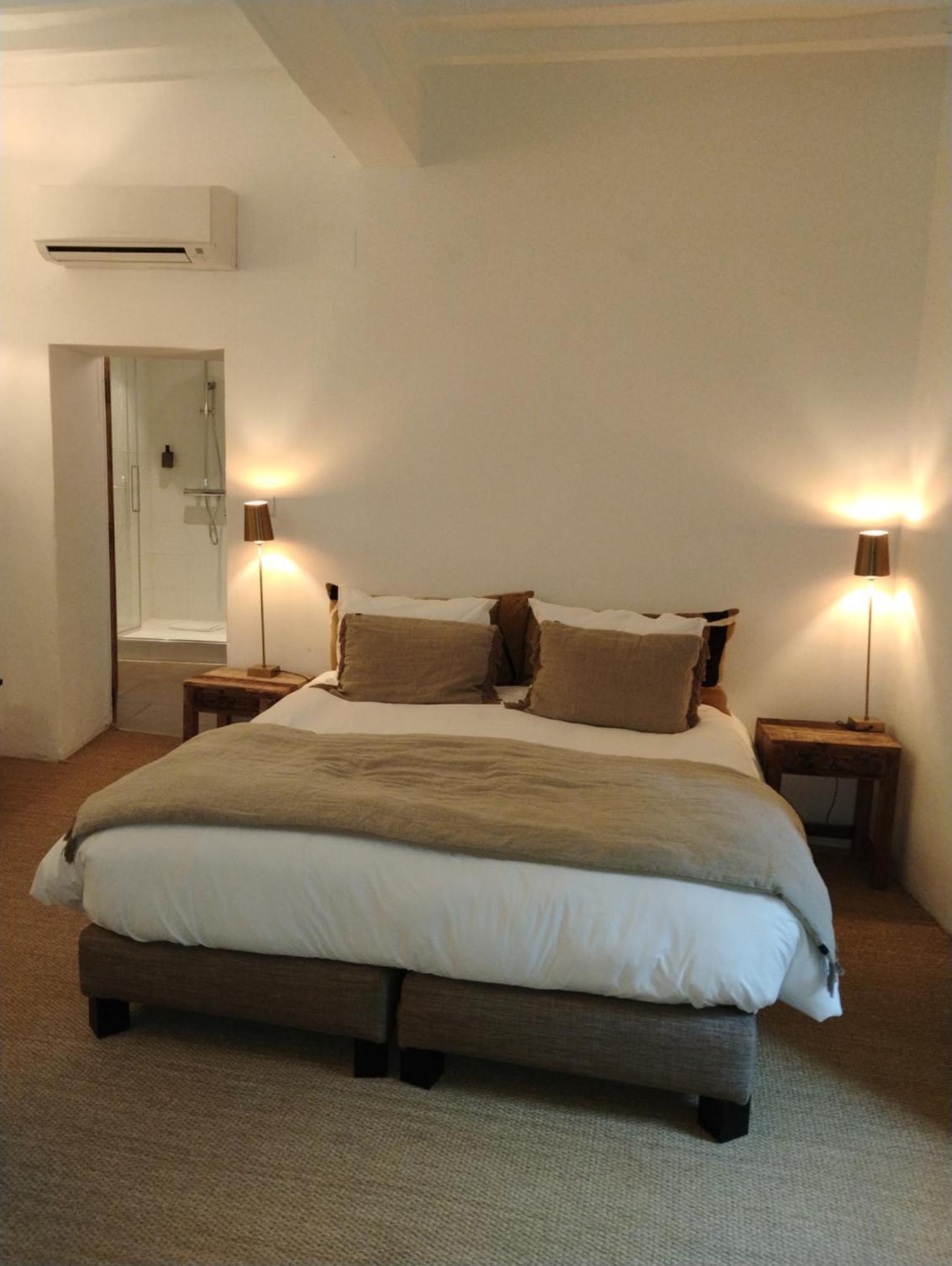 Au Ralenti Du Lierre Hotel Beaumettes ภายนอก รูปภาพ